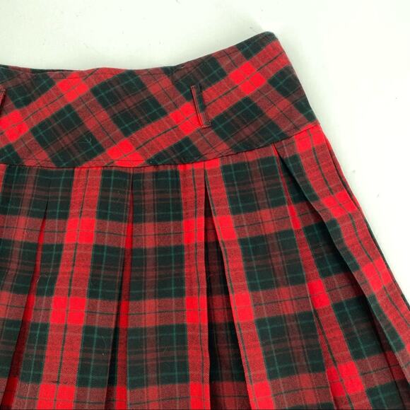 Red black pleated black skirt with black scalloped layer size medium emo goth - Picture 5 of 9